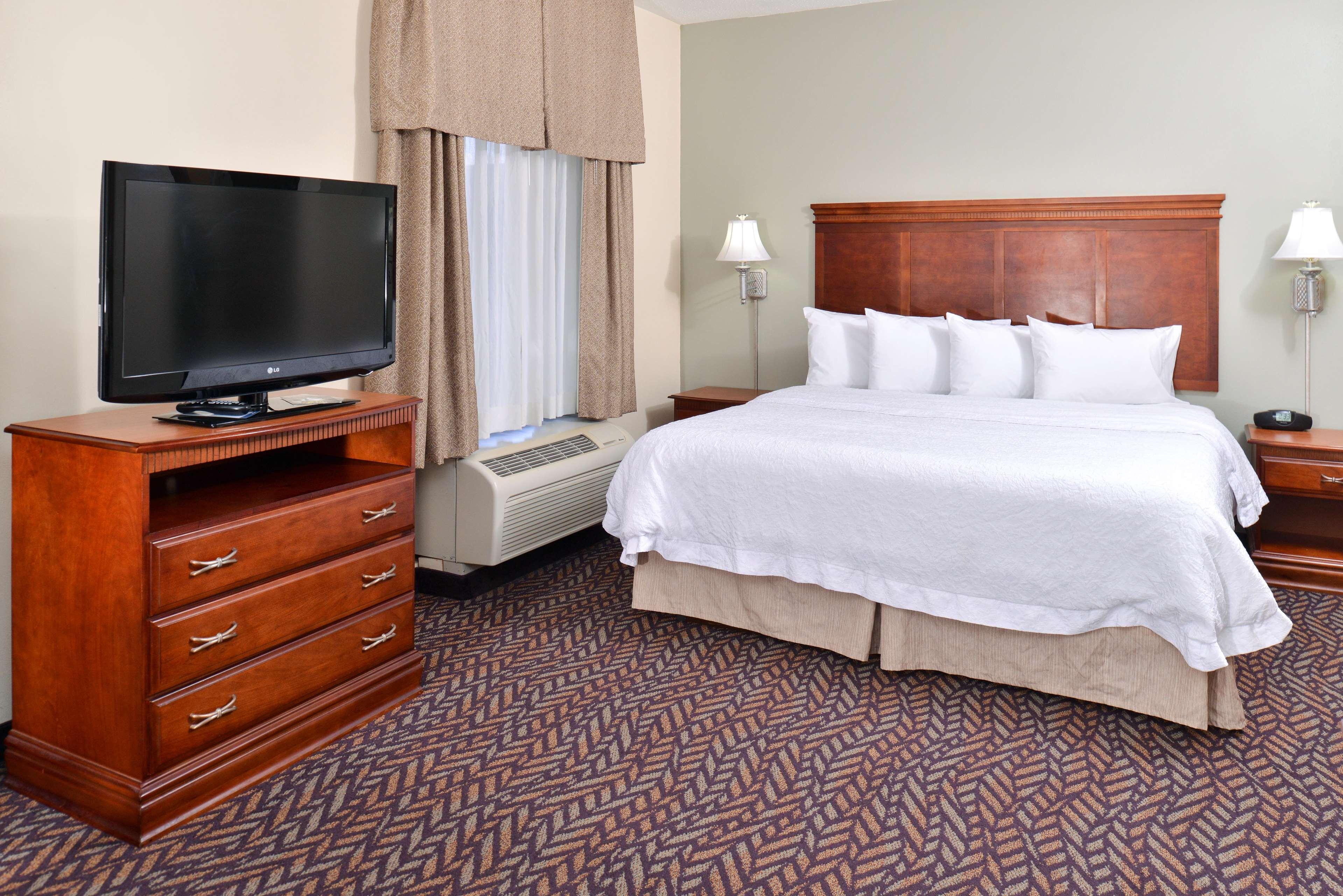 Hampton Inn & Suites Dayton-Vandalia Murlin Heights Exterior photo