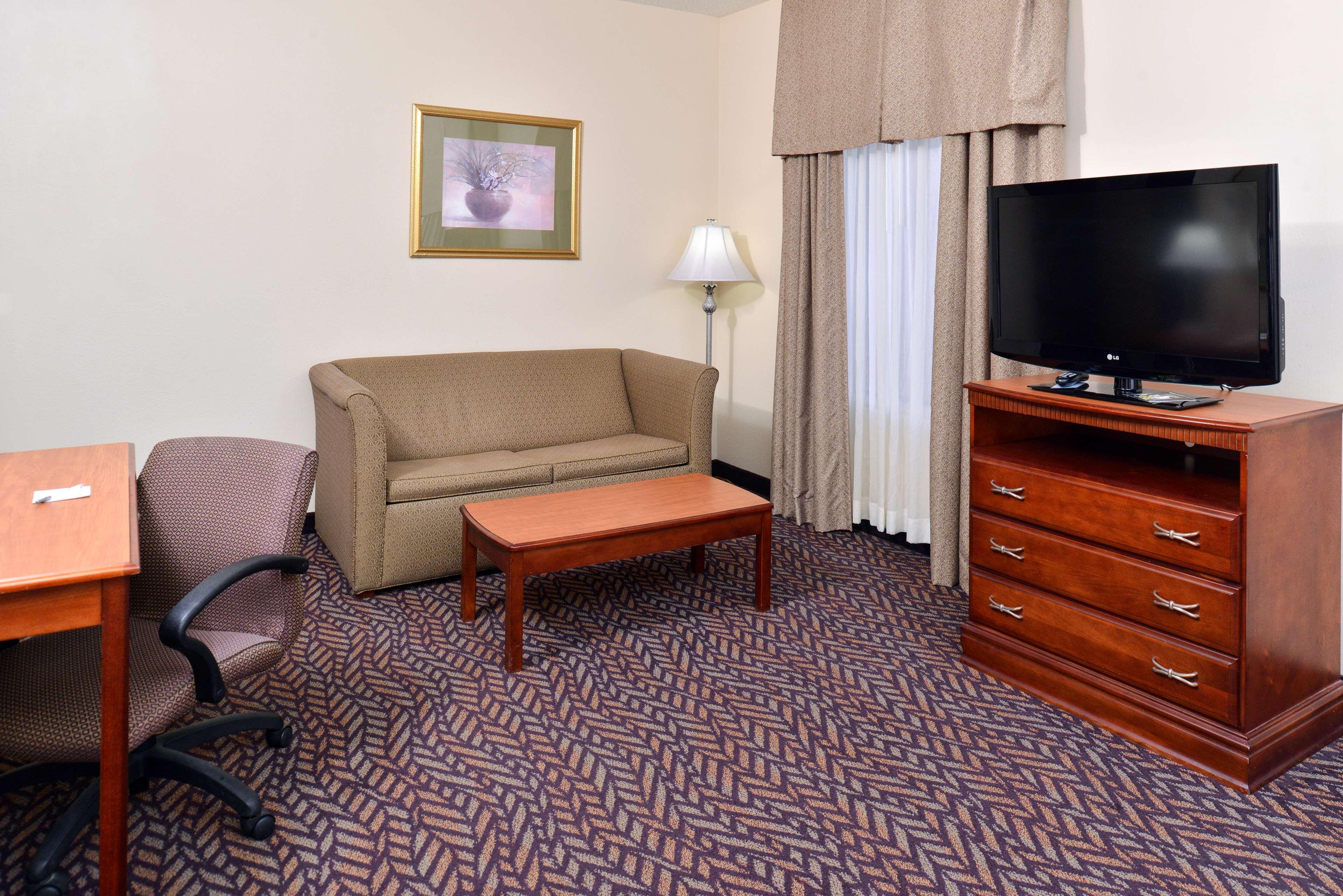 Hampton Inn & Suites Dayton-Vandalia Murlin Heights Exterior photo