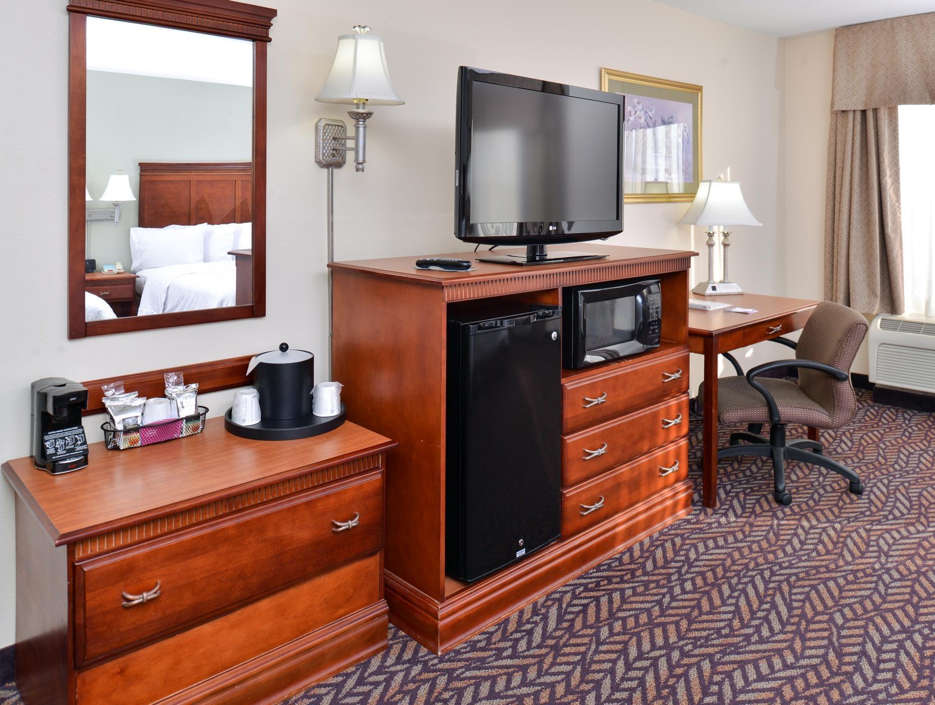 Hampton Inn & Suites Dayton-Vandalia Murlin Heights Exterior photo