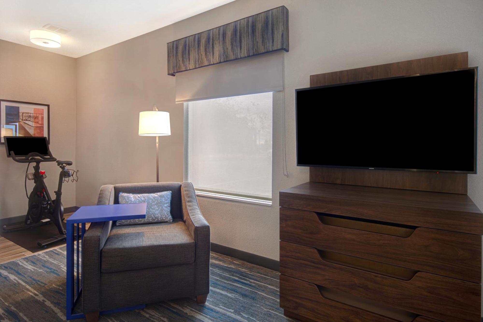 Hampton Inn & Suites Dayton-Vandalia Murlin Heights Exterior photo