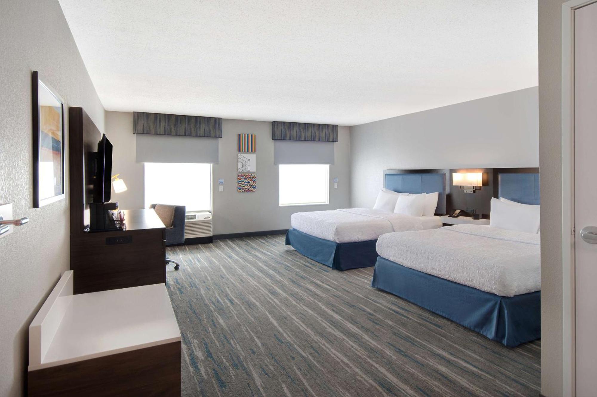 Hampton Inn & Suites Dayton-Vandalia Murlin Heights Exterior photo