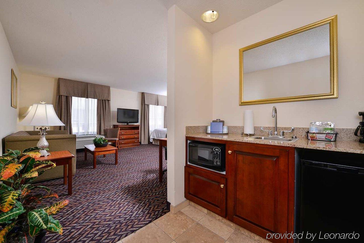 Hampton Inn & Suites Dayton-Vandalia Murlin Heights Exterior photo
